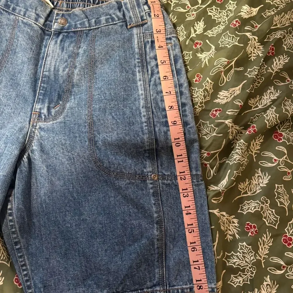Levis sport jorts size m